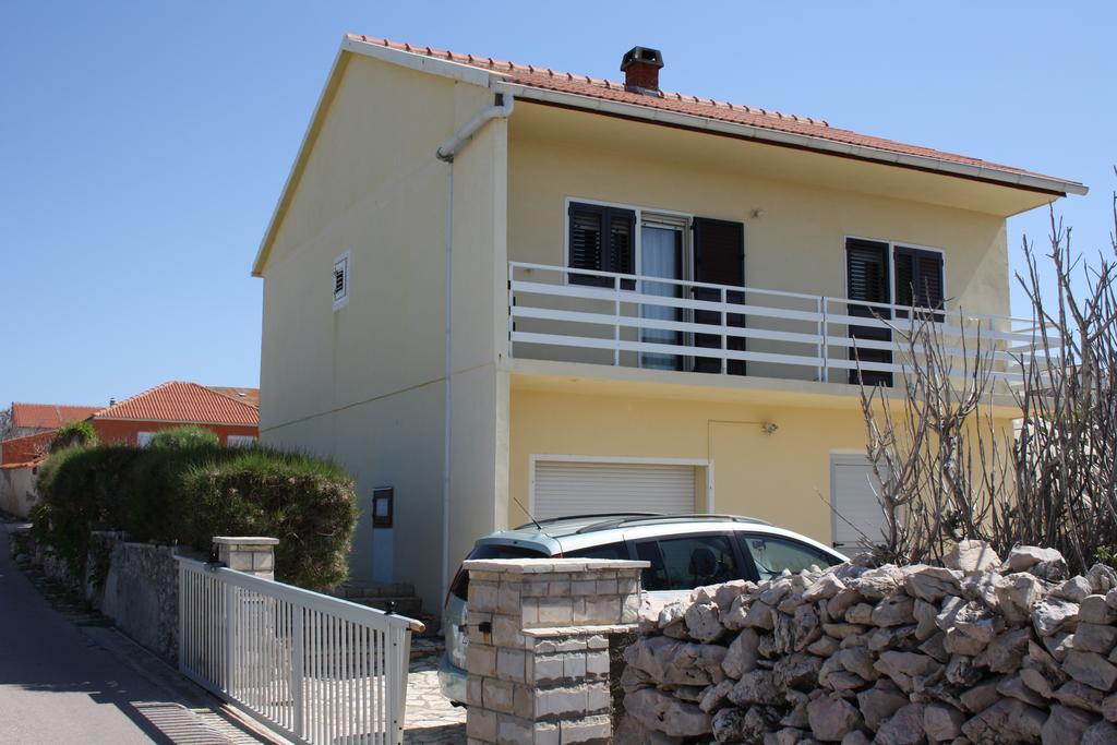 Kuca Za Odmor Laura Apartment Razanac Luaran gambar